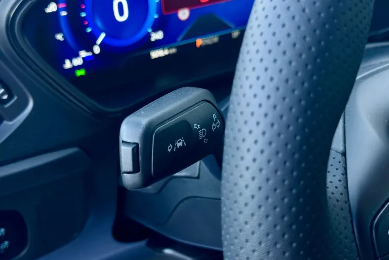 Ford Focus din 2023 cu 7.700 km - oferta FOR190147 - foto 9