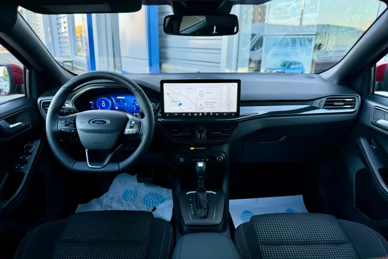 Ford Focus din 2023 cu 7.700 km - oferta FOR190147 - foto 16