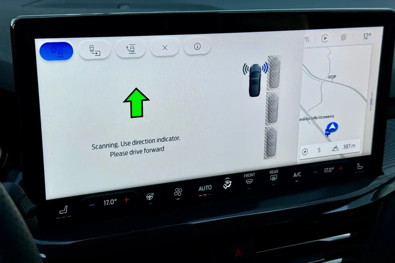 Ford Focus din 2023 cu 7.700 km - oferta FOR190147 - foto 23