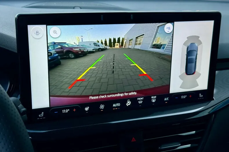 Ford Focus din 2023 cu 7.700 km - oferta FOR190147 - foto 28