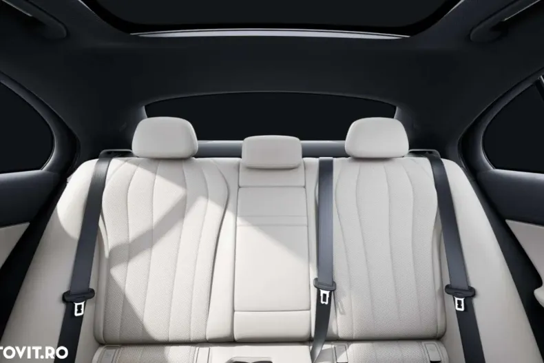 Mercedes-Benz E din 2024 cu 14.406 km - oferta MER190149 - foto 10