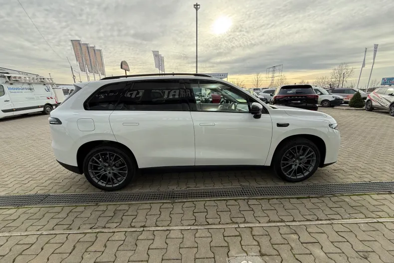 Leapmotor C10 din 2026 cu 2.500 km - oferta LEA190150 - foto 8