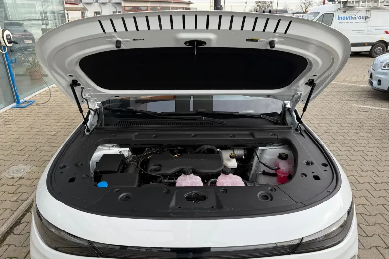 Leapmotor C10 din 2026 cu 2.500 km - oferta LEA190150 - foto 11