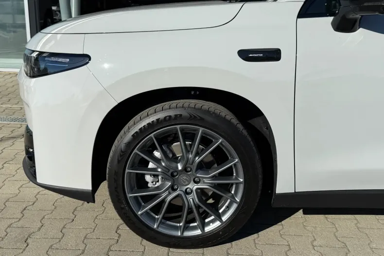 Leapmotor C10 din 2026 cu 1 km - oferta LEA190151 - foto 14