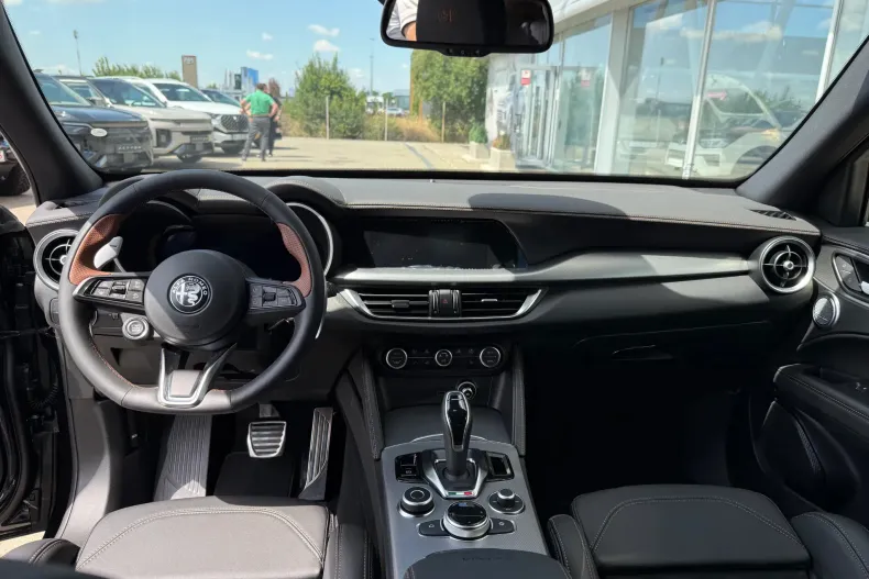 Alfa Romeo Stelvio din 2025 cu 1 km - oferta ALF190152 - foto 17