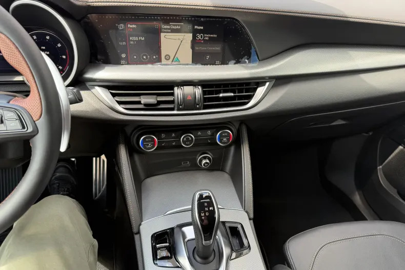 Alfa Romeo Stelvio din 2025 cu 1 km - oferta ALF190152 - foto 20