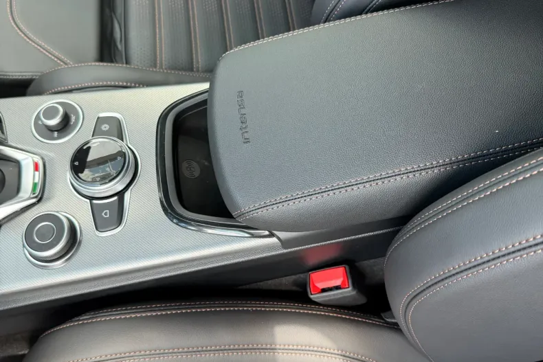 Alfa Romeo Stelvio din 2025 cu 1 km - oferta ALF190152 - foto 22