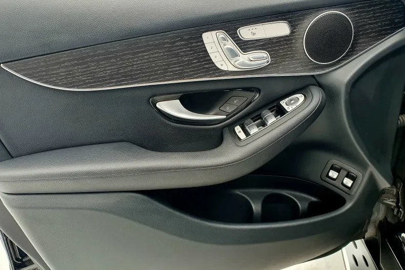 Mercedes-Benz GLC din 2021 cu 133.980 km - oferta MER190156 - foto 23