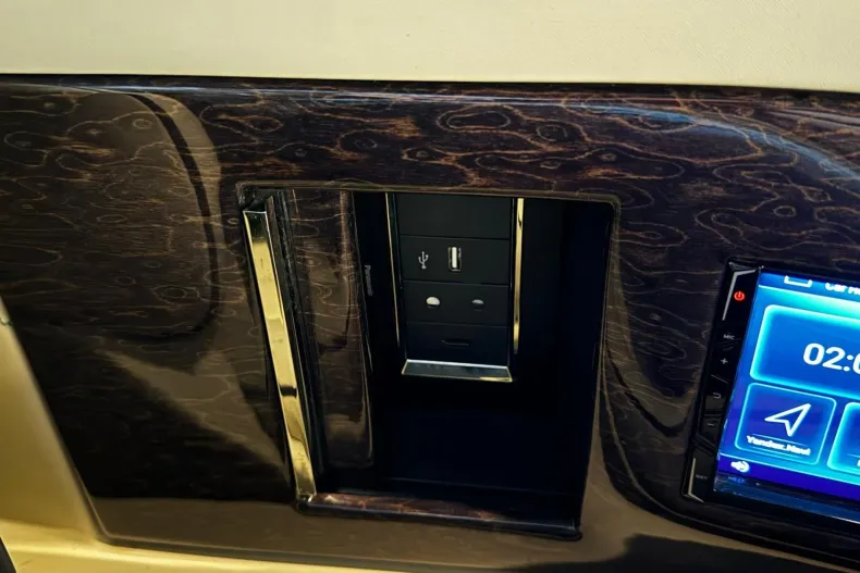 Mercedes-Benz V din 2021 cu 44.500 km - oferta MER190158 - foto 23