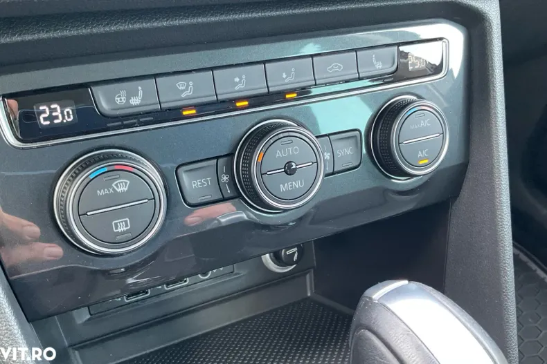 Volkswagen Tiguan din 2020 cu 50.269 km - oferta VOL190166 - foto 17