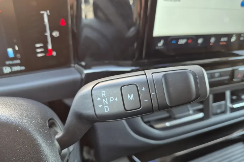 Ford Tourneo Custom din 2024 cu 8.000 km - oferta FOR190170 - foto 35