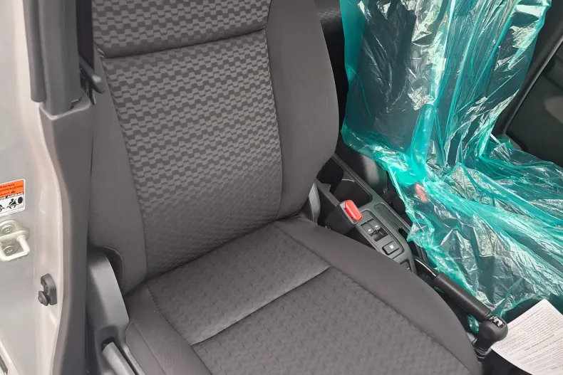 Suzuki Jimny din 2025 cu 23 km - oferta SUZ190171 - foto 14