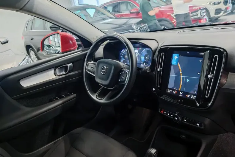 Volvo XC40 din 2021 cu 123.433 km - oferta VOL190172 - foto 7