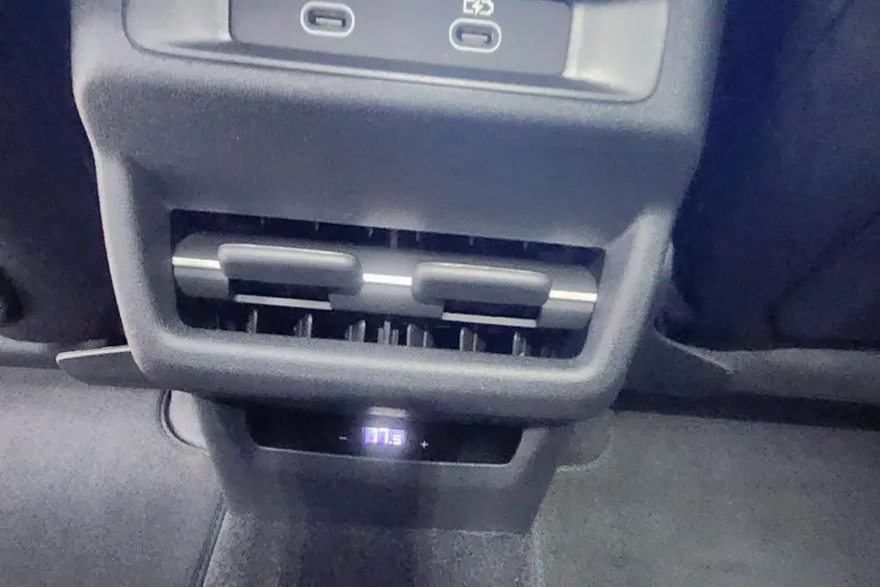 Audi Q3 din 2026 cu 0 km - oferta AUD190184 - foto 30