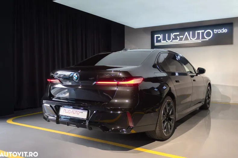 BMW Seria 7 din 2023 cu 68.150 km - oferta BMW190191 - foto 12