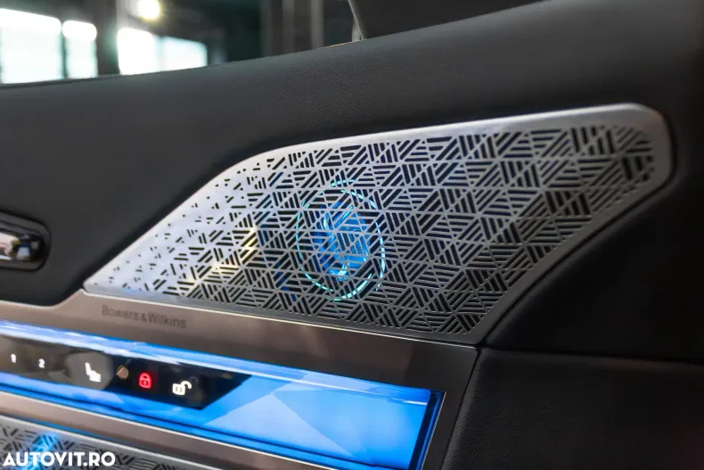 BMW Seria 7 din 2023 cu 68.150 km - oferta BMW190191 - foto 17