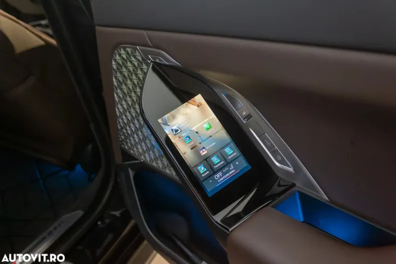 BMW Seria 7 din 2023 cu 68.150 km - oferta BMW190191 - foto 32