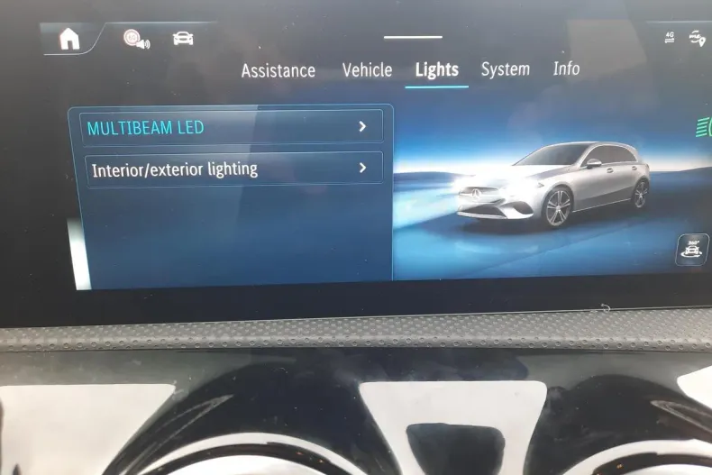 Mercedes-Benz A 200 (Clasa A) din 2024 cu 33.078 km - oferta MER190193 - foto 21