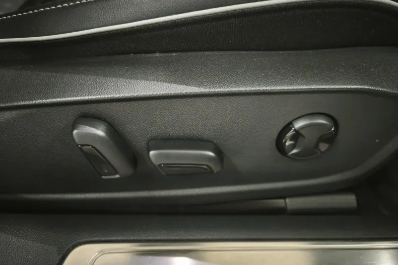 Volkswagen Arteon din 2021 cu 87.500 km - oferta VOL190197 - foto 16