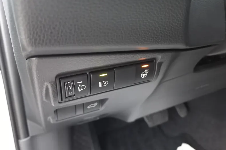 Toyota Corolla Cross din 2025 cu 2.710 km - oferta TOY190198 - foto 15