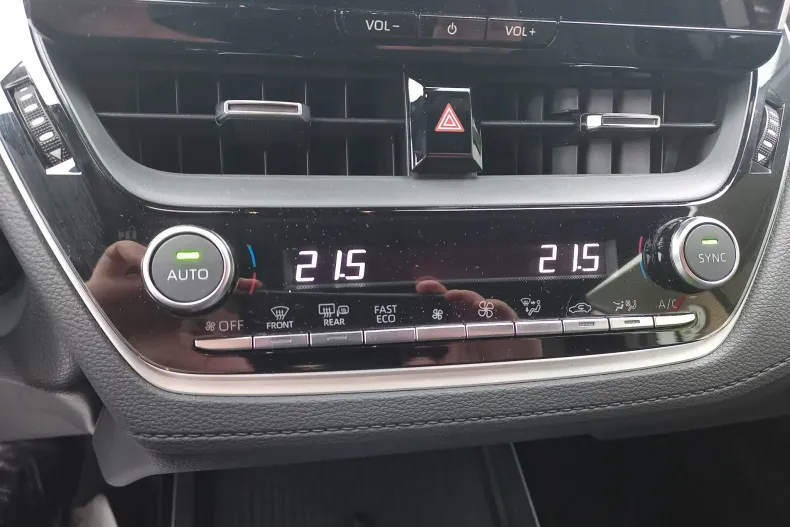 Toyota Corolla Cross din 2025 cu 2.710 km - oferta TOY190198 - foto 26