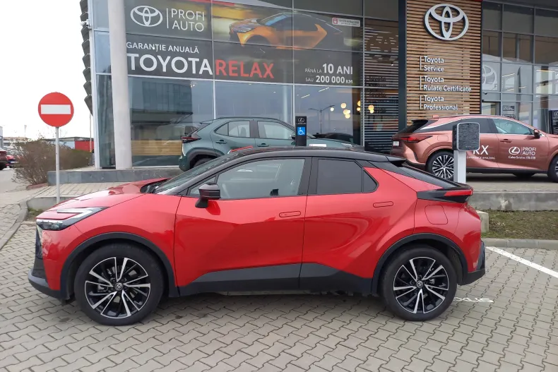 Toyota C-HR din 2024 cu 9.762 km - oferta TOY190199 - foto 4