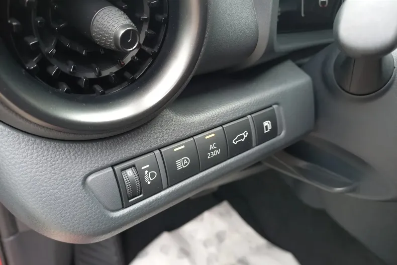 Toyota C-HR din 2024 cu 9.762 km - oferta TOY190199 - foto 20