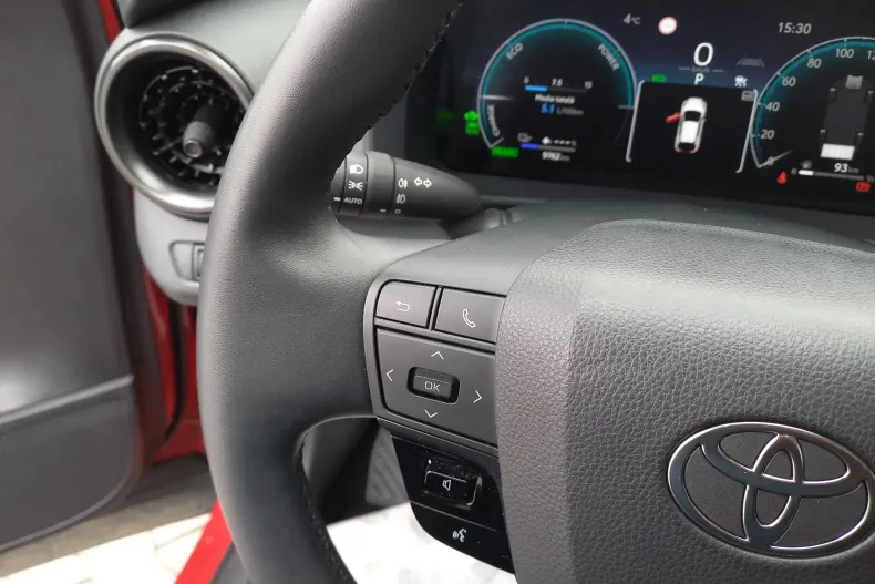 Toyota C-HR din 2024 cu 9.762 km - oferta TOY190199 - foto 24