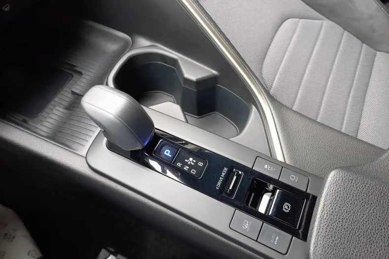 Toyota C-HR din 2024 cu 9.762 km - oferta TOY190199 - foto 28