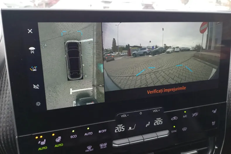 Toyota bZ4X din 2024 cu 8.385 km - oferta TOY190200 - foto 27