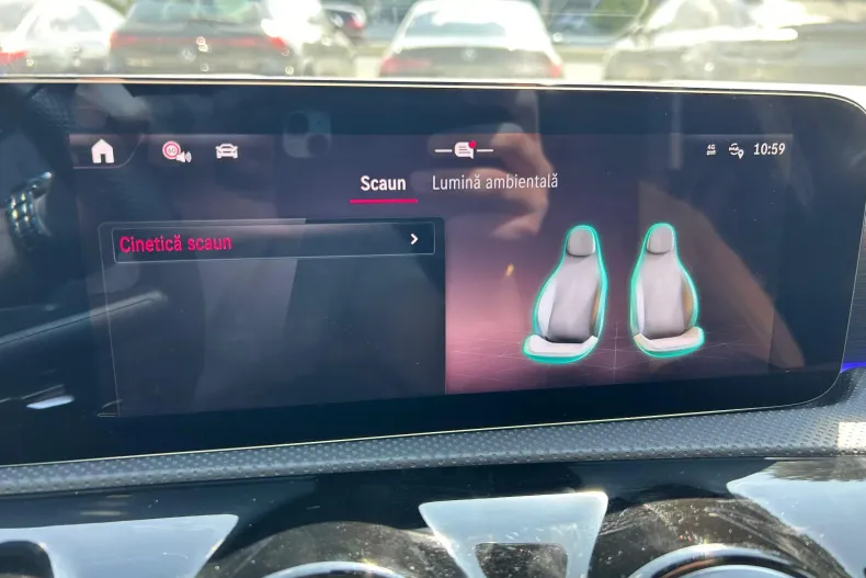 Mercedes-Benz A 200 (Clasa A) din 2024 cu 10.600 km - oferta MER190231 - foto 18