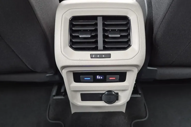 Volkswagen Tiguan din 2021 cu 154.930 km - oferta VOL190234 - foto 12