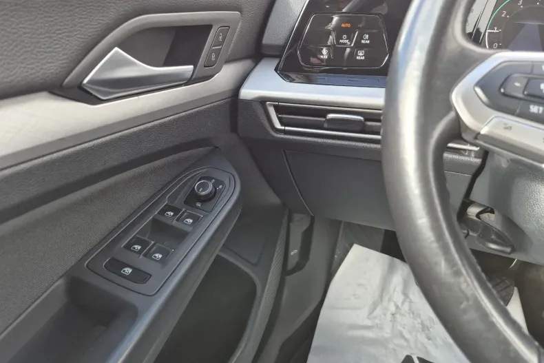 Volkswagen Golf din 2021 cu 143.661 km - oferta VOL190235 - foto 13