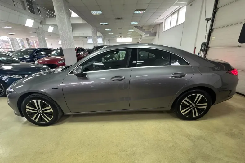 Mercedes-Benz CLA (Clasa CLA) din 2021 cu 176.598 km - oferta MER190237 - foto 11