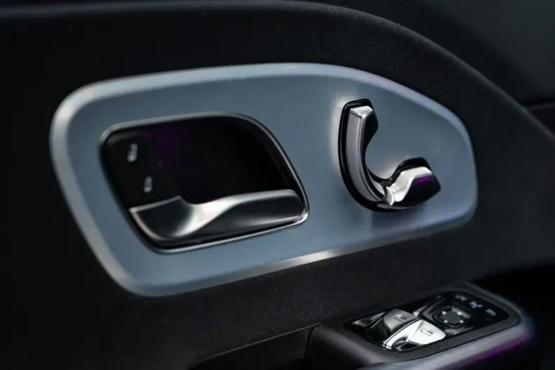 Mercedes-Benz CLA (Clasa CLA) din 2025 cu 1.700 km - oferta MER190288 - foto 22