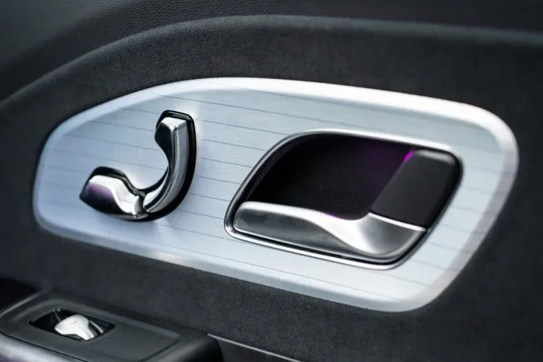 Mercedes-Benz CLA (Clasa CLA) din 2025 cu 1.700 km - oferta MER190288 - foto 23