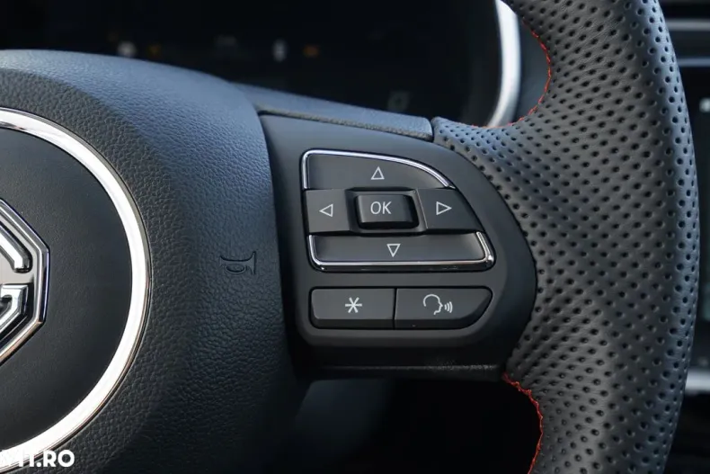 MG ZS EV din 2023 cu 10 km - oferta MG0190359 - foto 10