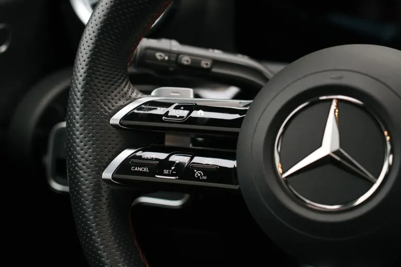 Mercedes-Benz A 250 (Clasa A) din 2023 cu 35.703 km - oferta MER190362 - foto 16