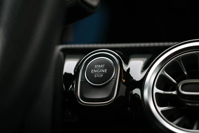 Mercedes-Benz A 250 (Clasa A) din 2023 cu 35.703 km - oferta MER190362 - foto 21