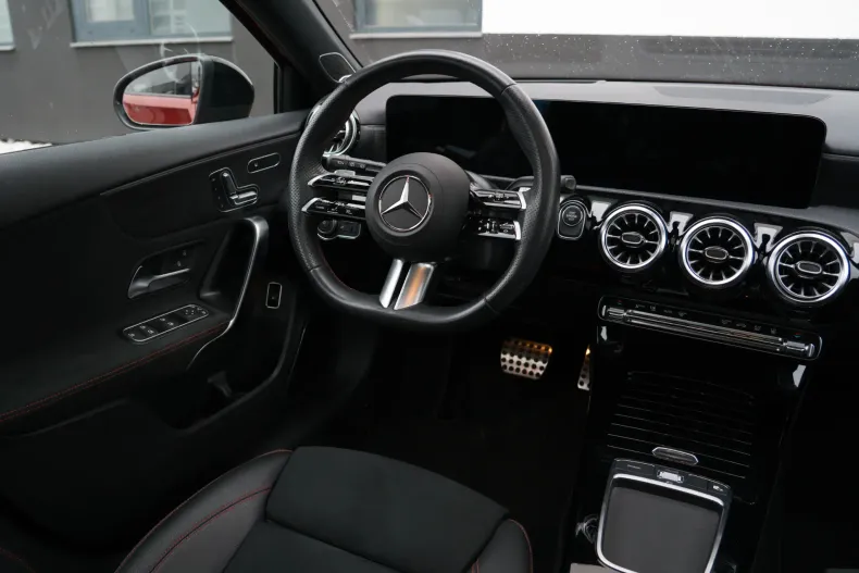 Mercedes-Benz A 250 (Clasa A) din 2023 cu 35.703 km - oferta MER190362 - foto 23