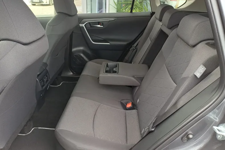 Toyota RAV4 din 2021 cu 66.155 km - oferta TOY190402 - foto 8