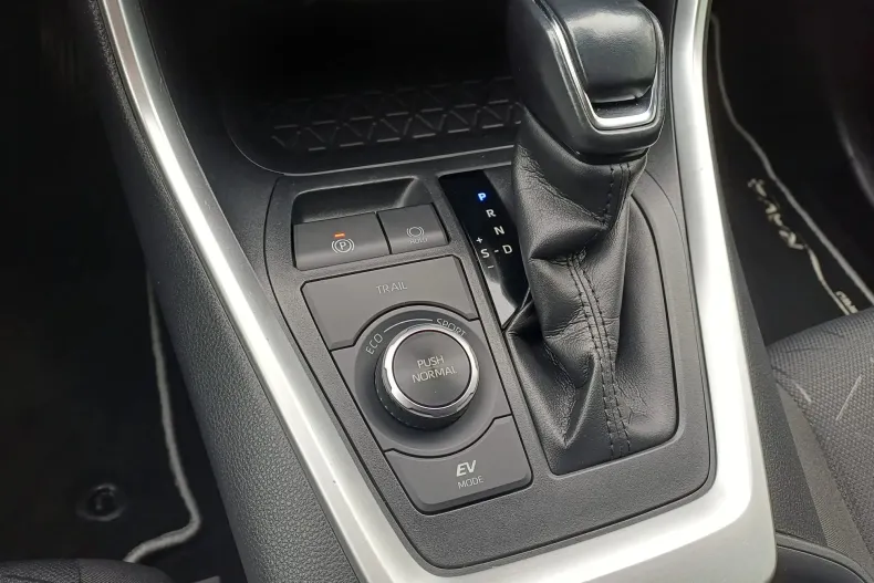 Toyota RAV4 din 2021 cu 66.155 km - oferta TOY190402 - foto 20