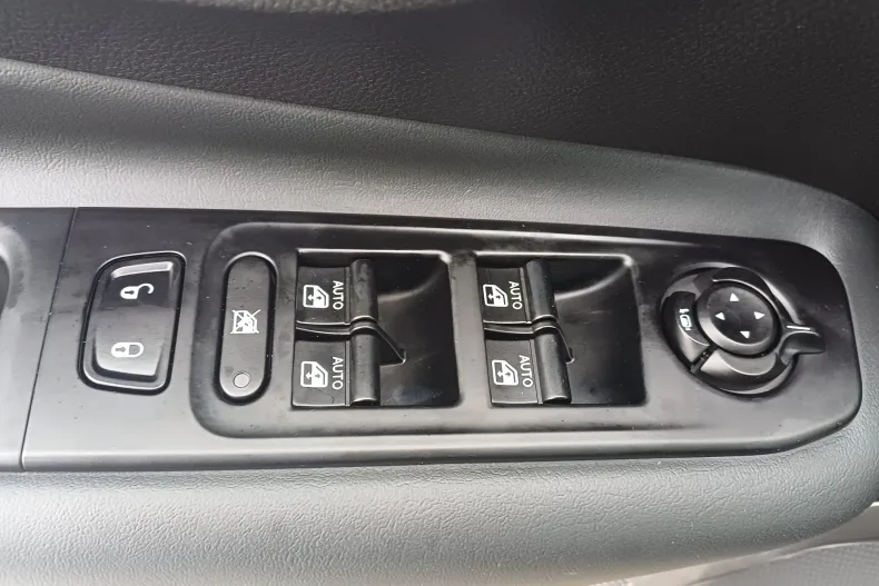 Jeep Renegade din 2022 cu 50.478 km - oferta JEE190417 - foto 12