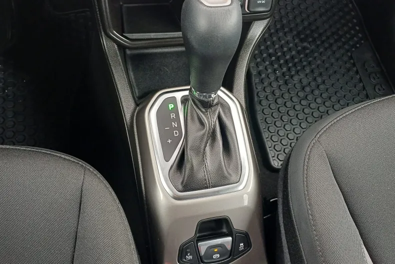 Jeep Renegade din 2022 cu 50.478 km - oferta JEE190417 - foto 24