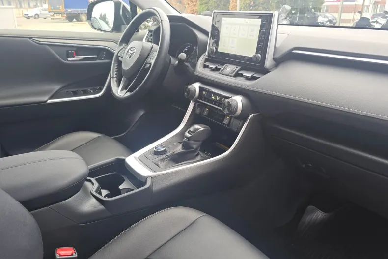 Toyota RAV4 din 2021 cu 113.791 km - oferta TOY190432 - foto 18
