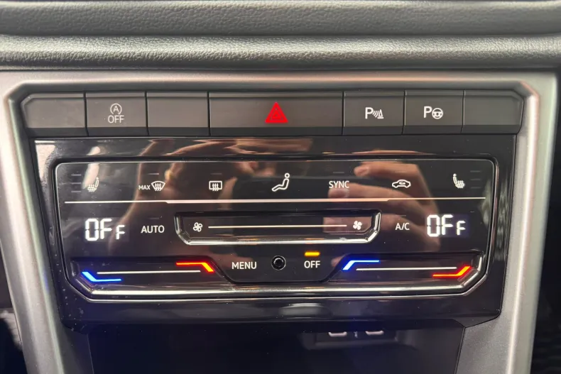 Volkswagen T-Roc din 2022 cu 45.880 km - oferta VOL190433 - foto 19