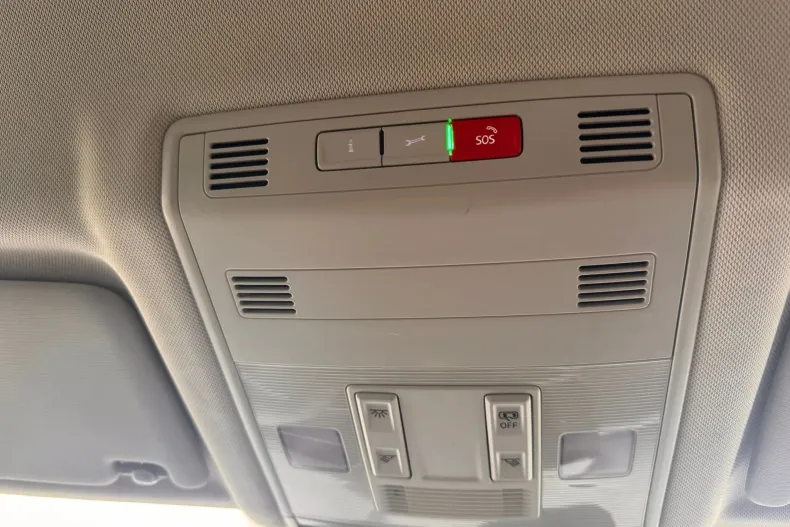 Volkswagen T-Roc din 2022 cu 45.880 km - oferta VOL190433 - foto 28