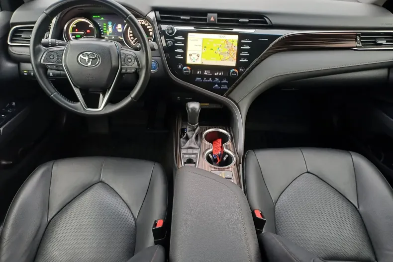 Toyota Camry din 2020 cu 71.500 km - oferta TOY190434 - foto 10