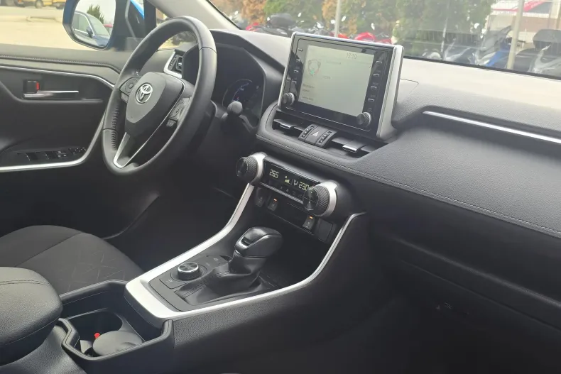 Toyota RAV4 din 2021 cu 80.234 km - oferta TOY190438 - foto 9