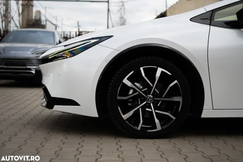 Toyota Prius din 2023 cu 17.070 km - oferta TOY190464 - foto 11